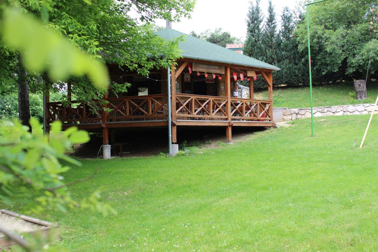 Nagy-Magyarország Park Isztimér Exterior foto