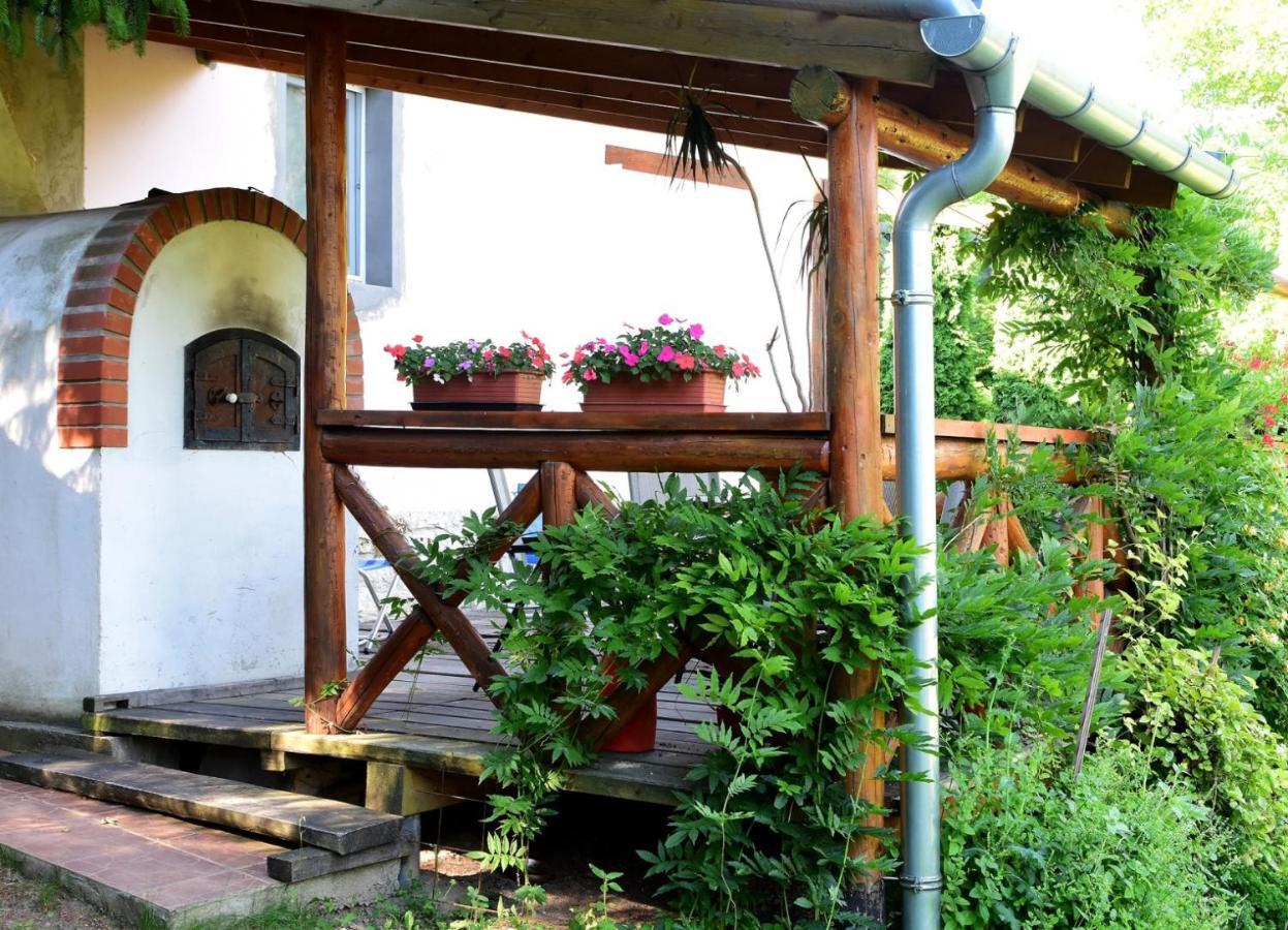 Nagy-Magyarország Park Isztimér Exterior foto